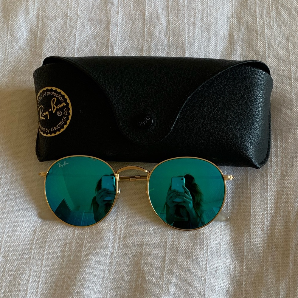 RayBan Round
